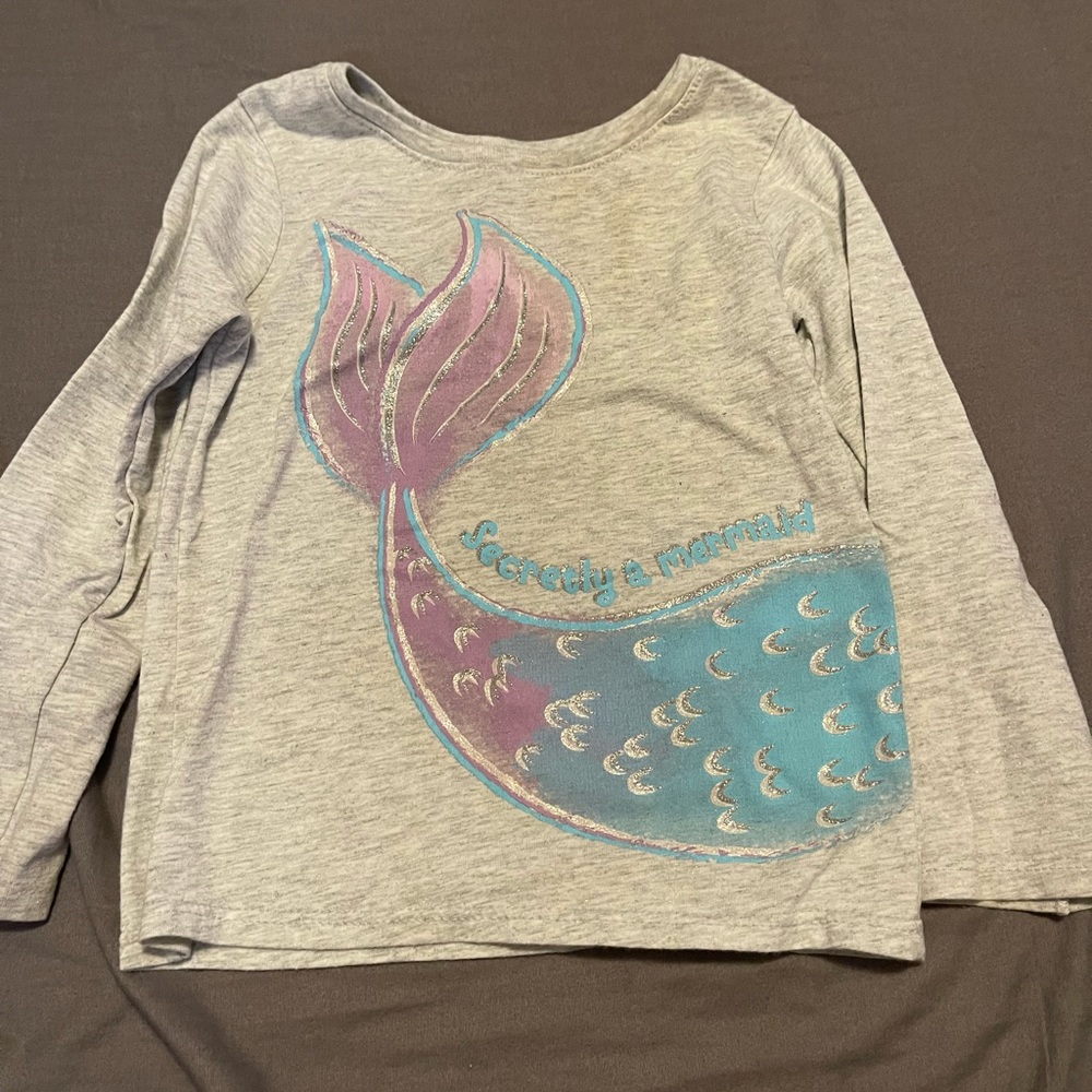 Long sleeve girls tee